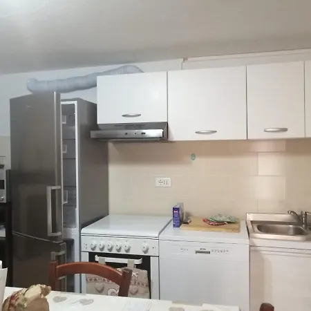 Apartment Serenella In Affitto A Lizzano Pistoiese *